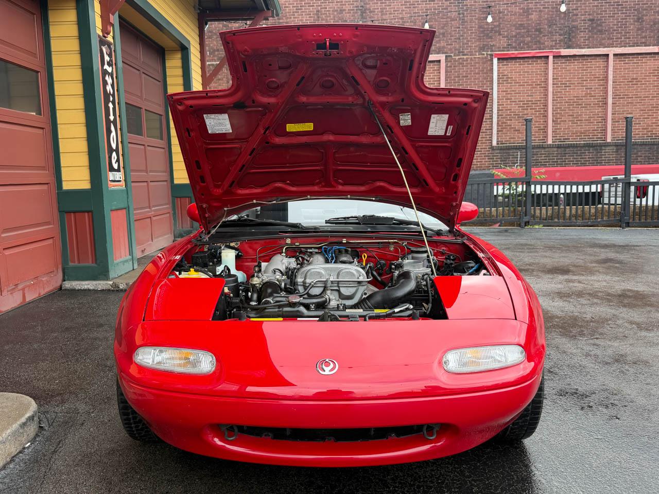 Mazda MX-5 Miata Base 1990