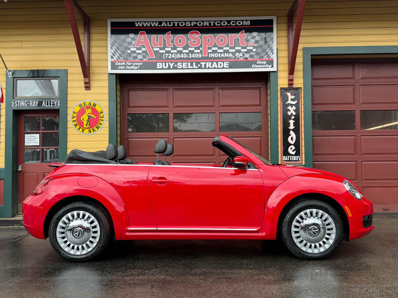 Volkswagen Beetle 2.5L Convertible 2013