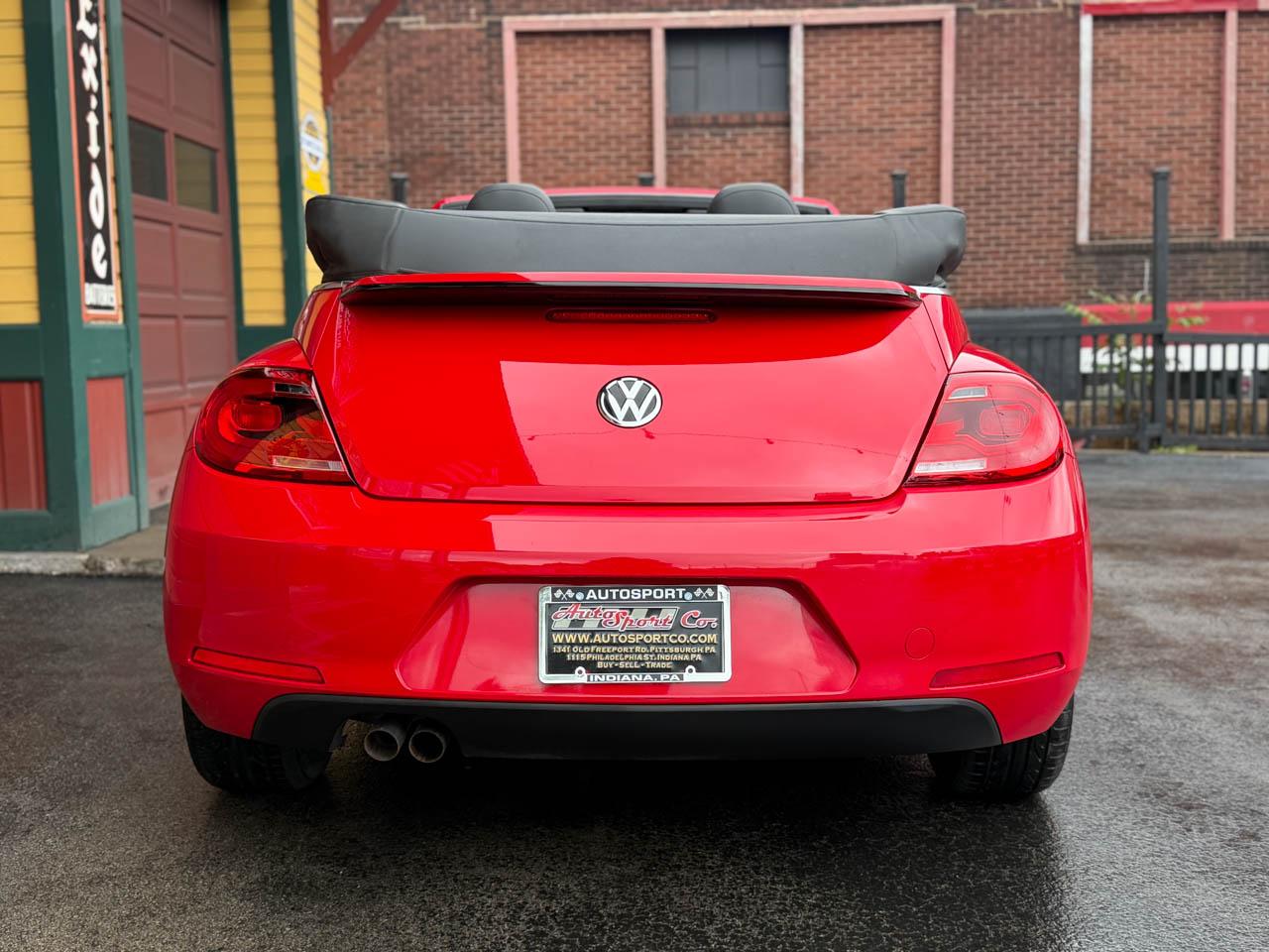 Volkswagen Beetle 2.5L Convertible 2013