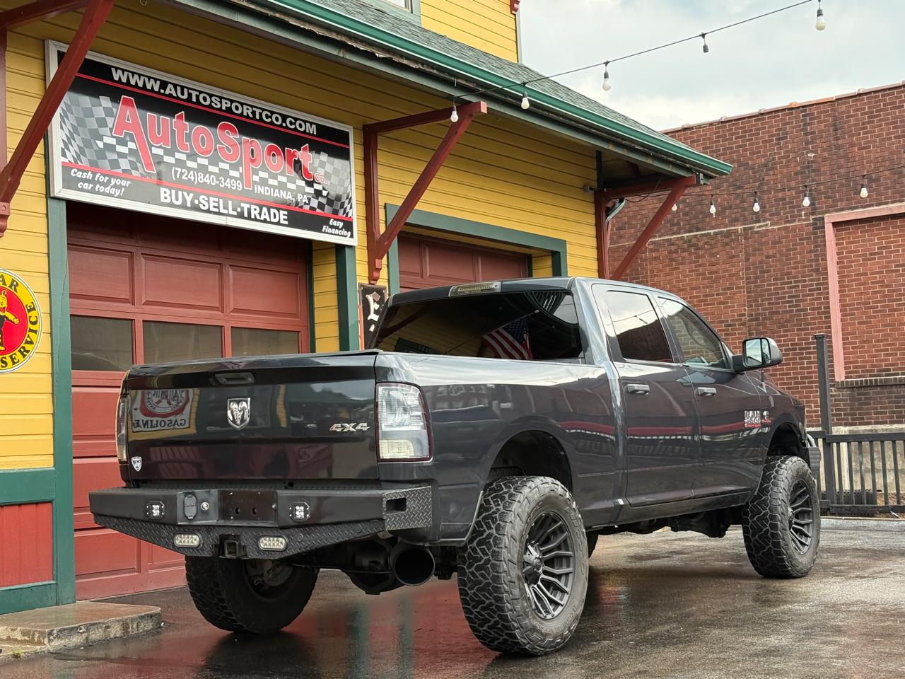 RAM 2500 Tradesman Crew Cab SWB 4WD 2017