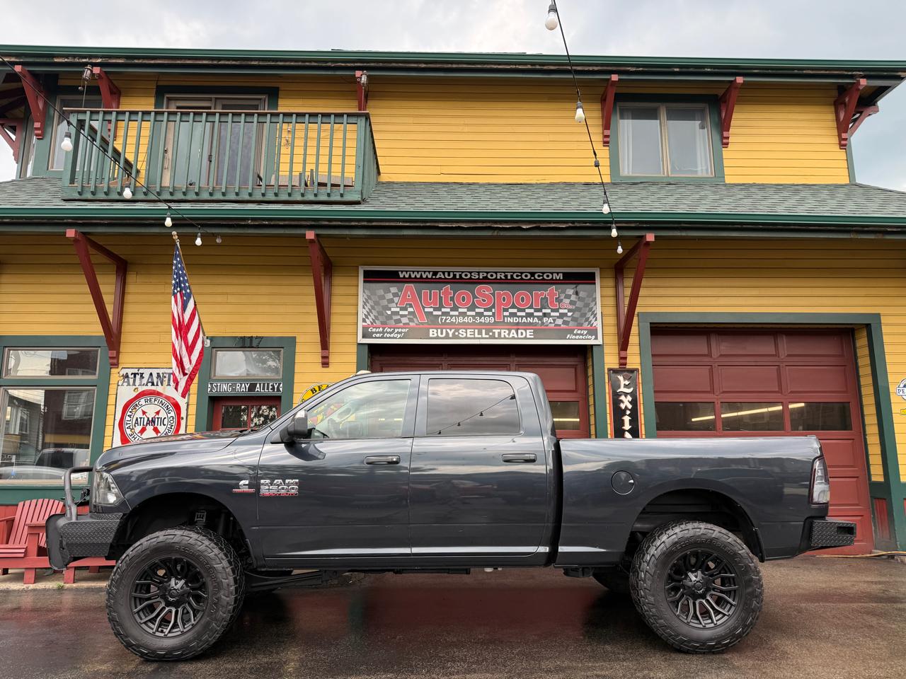 RAM 2500 Tradesman Crew Cab SWB 4WD 2017