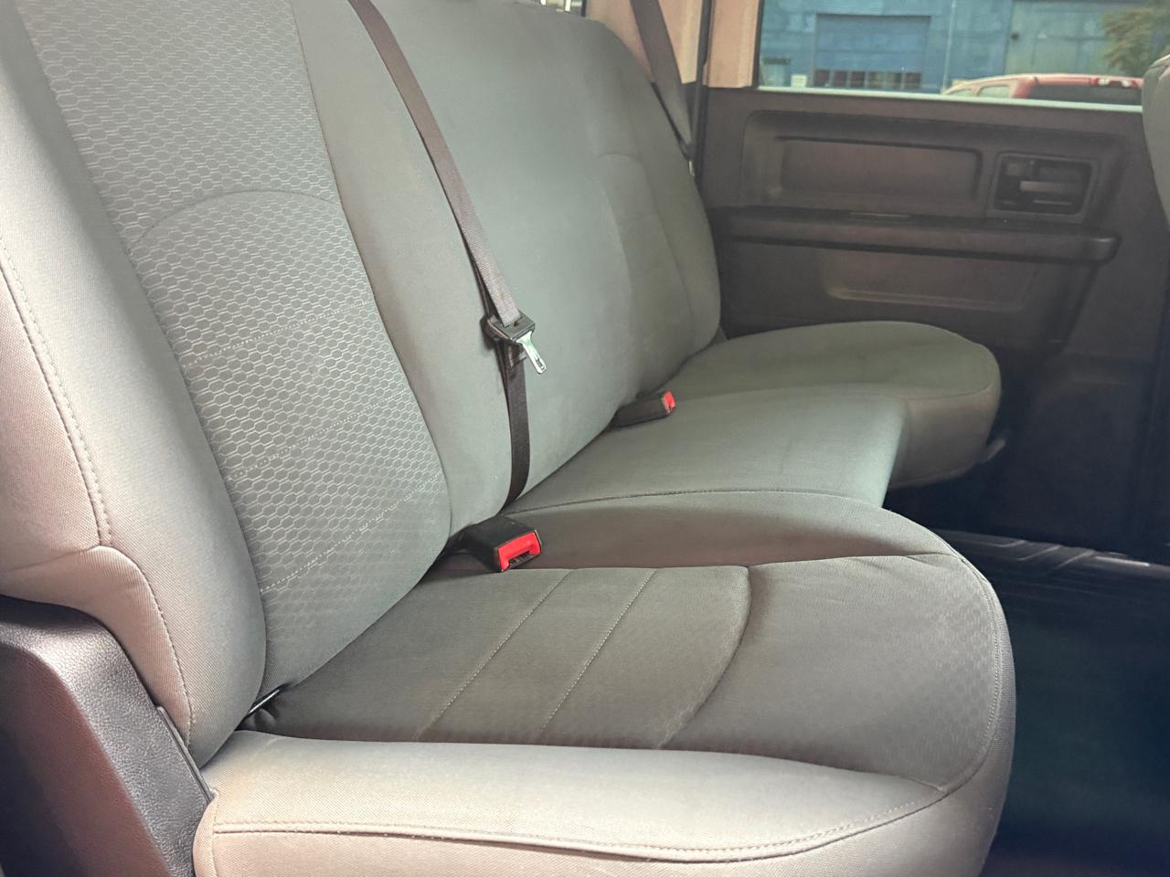 RAM 2500 Tradesman Crew Cab SWB 4WD 2017