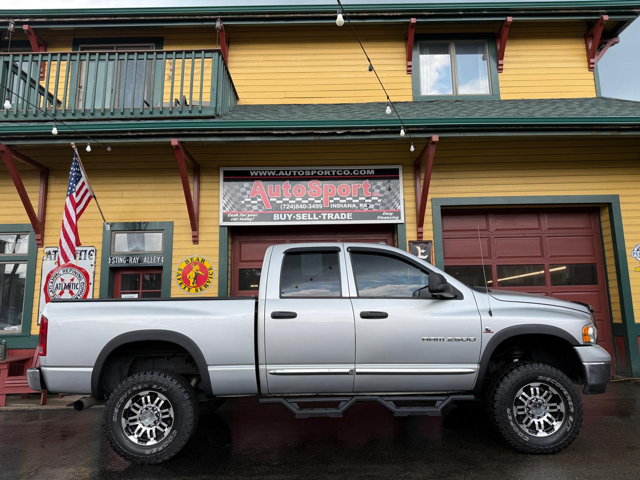Dodge Ram 2500 4WD Crew Cab 149" Laramie 2005