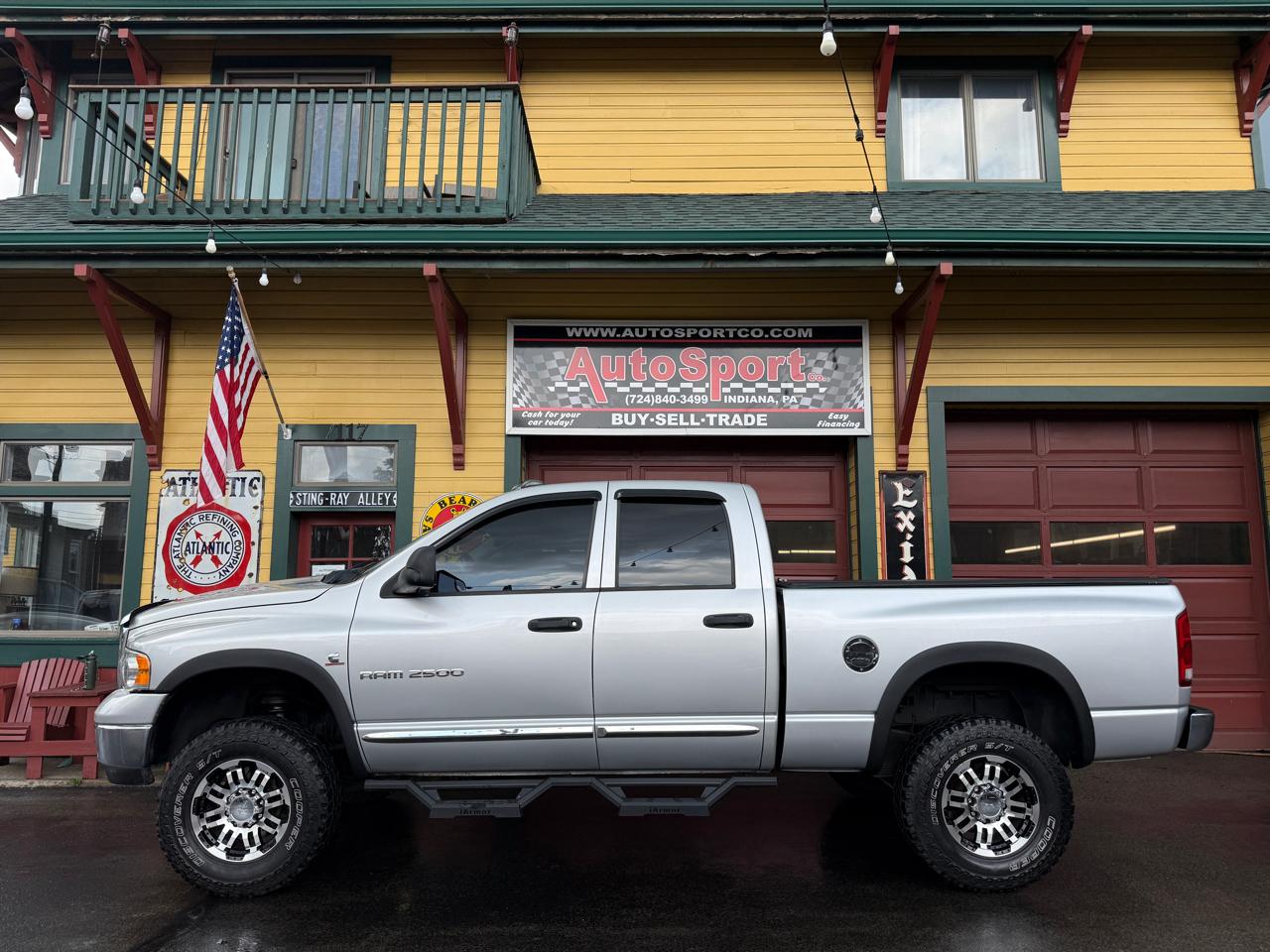 Dodge Ram 2500 4WD Crew Cab 149" Laramie 2005