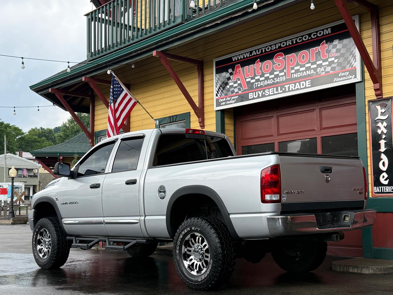 Dodge Ram 2500 4WD Crew Cab 149" Laramie 2005