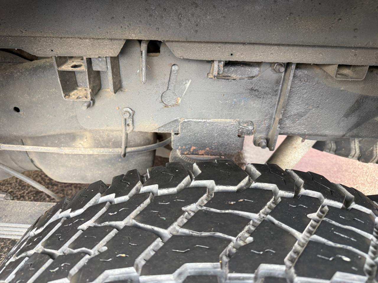 Dodge Ram 2500 4WD Crew Cab 149" Laramie 2005