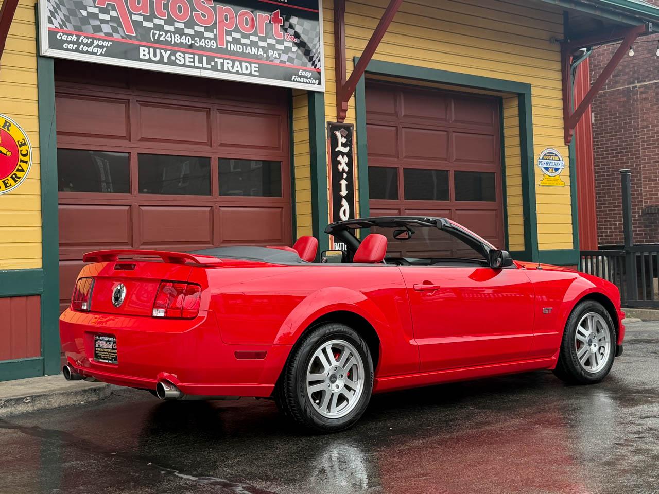 Ford Mustang GT Premium Convertible 2005