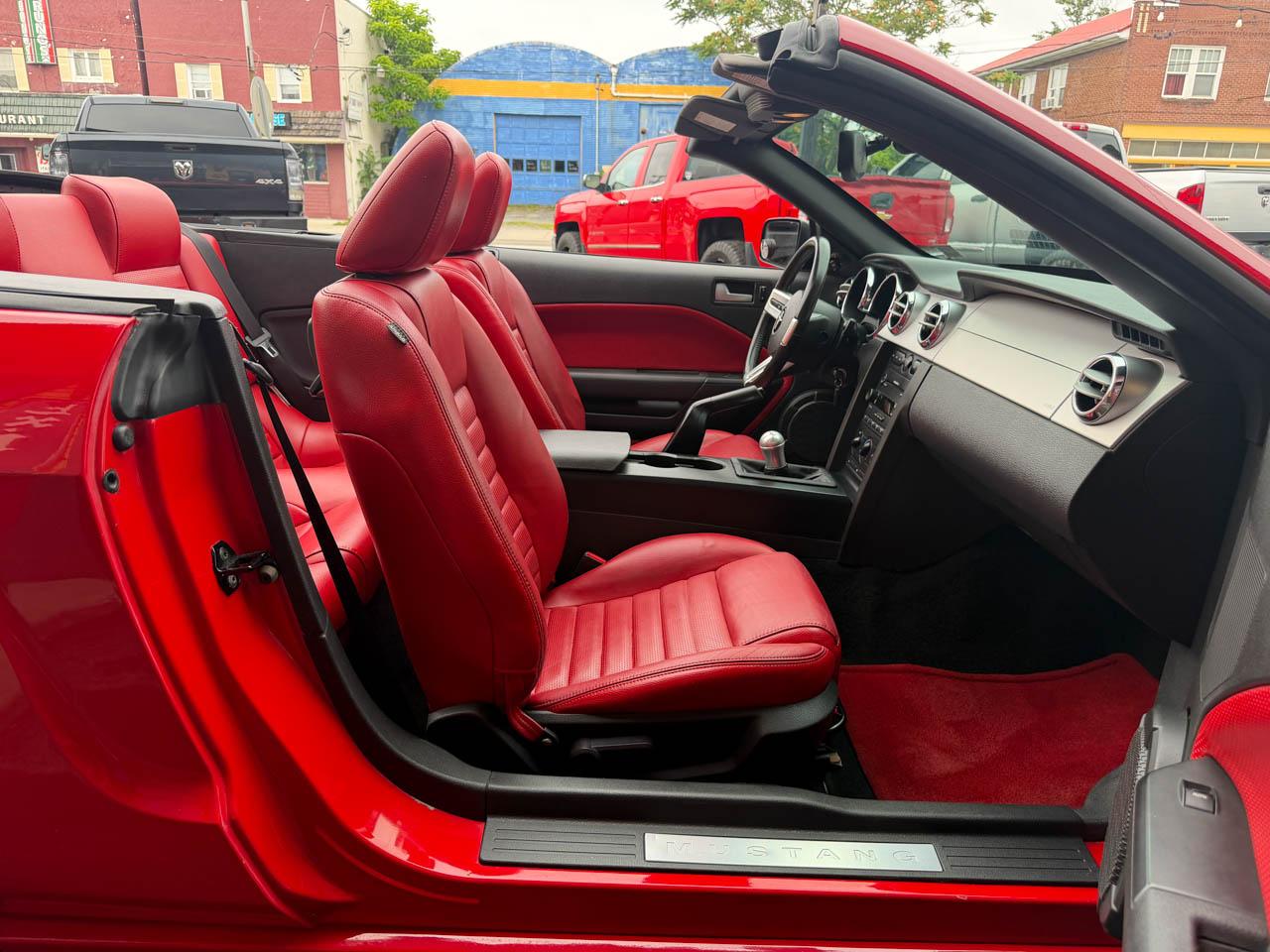 Ford Mustang GT Premium Convertible 2005