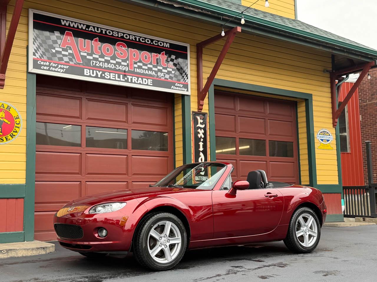 Mazda MX-5 Miata Base 2006