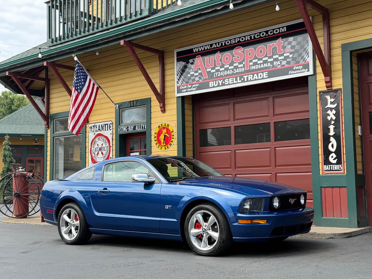 2006 Ford Mustang GT Premium Coupe