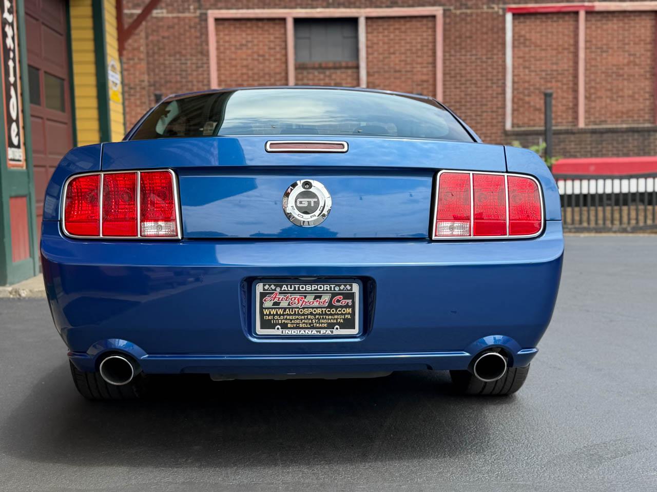 Ford Mustang GT Premium Coupe 2006