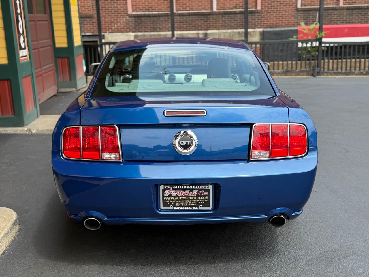 Ford Mustang GT Premium Coupe 2006