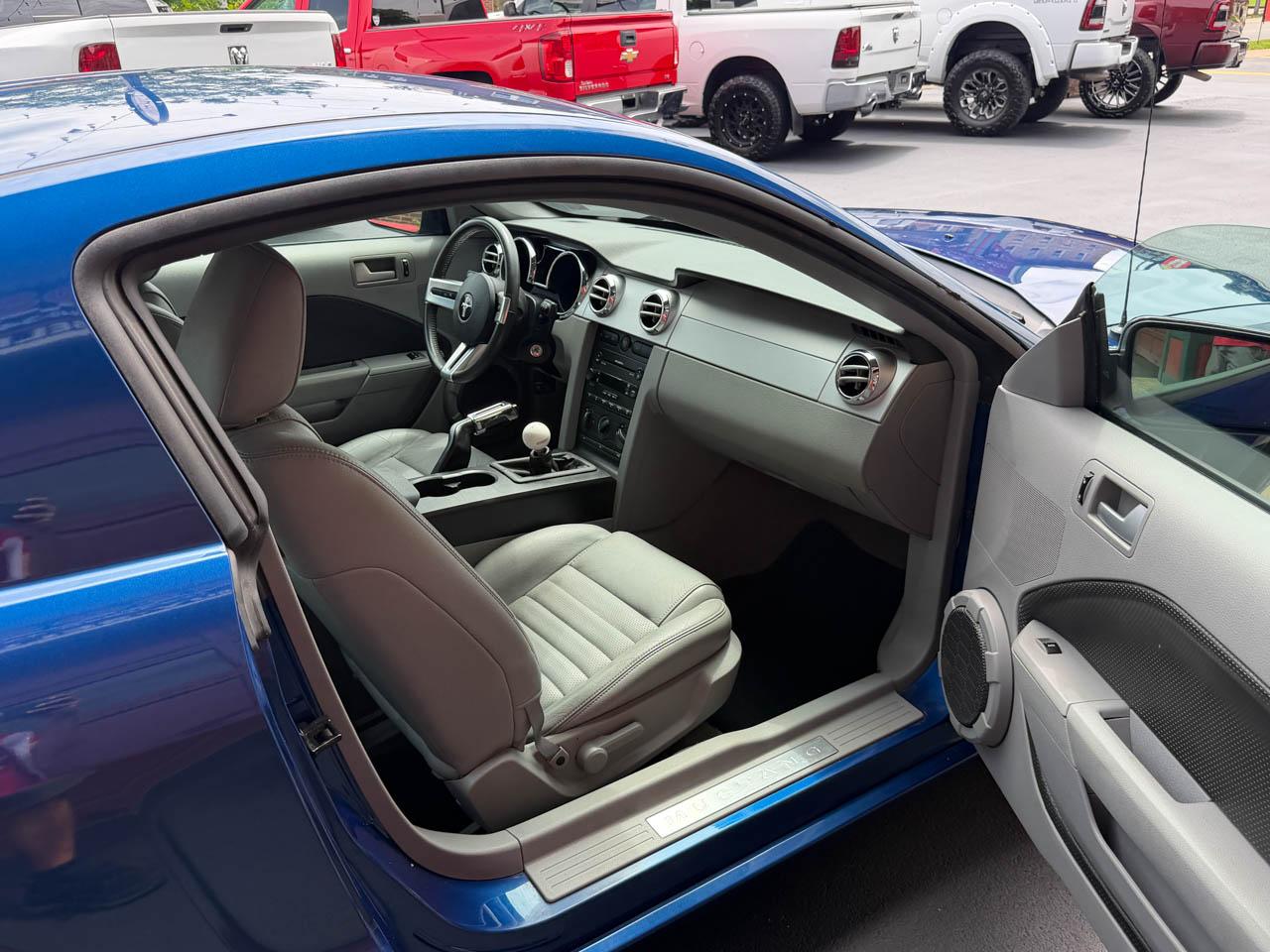 Ford Mustang GT Premium Coupe 2006