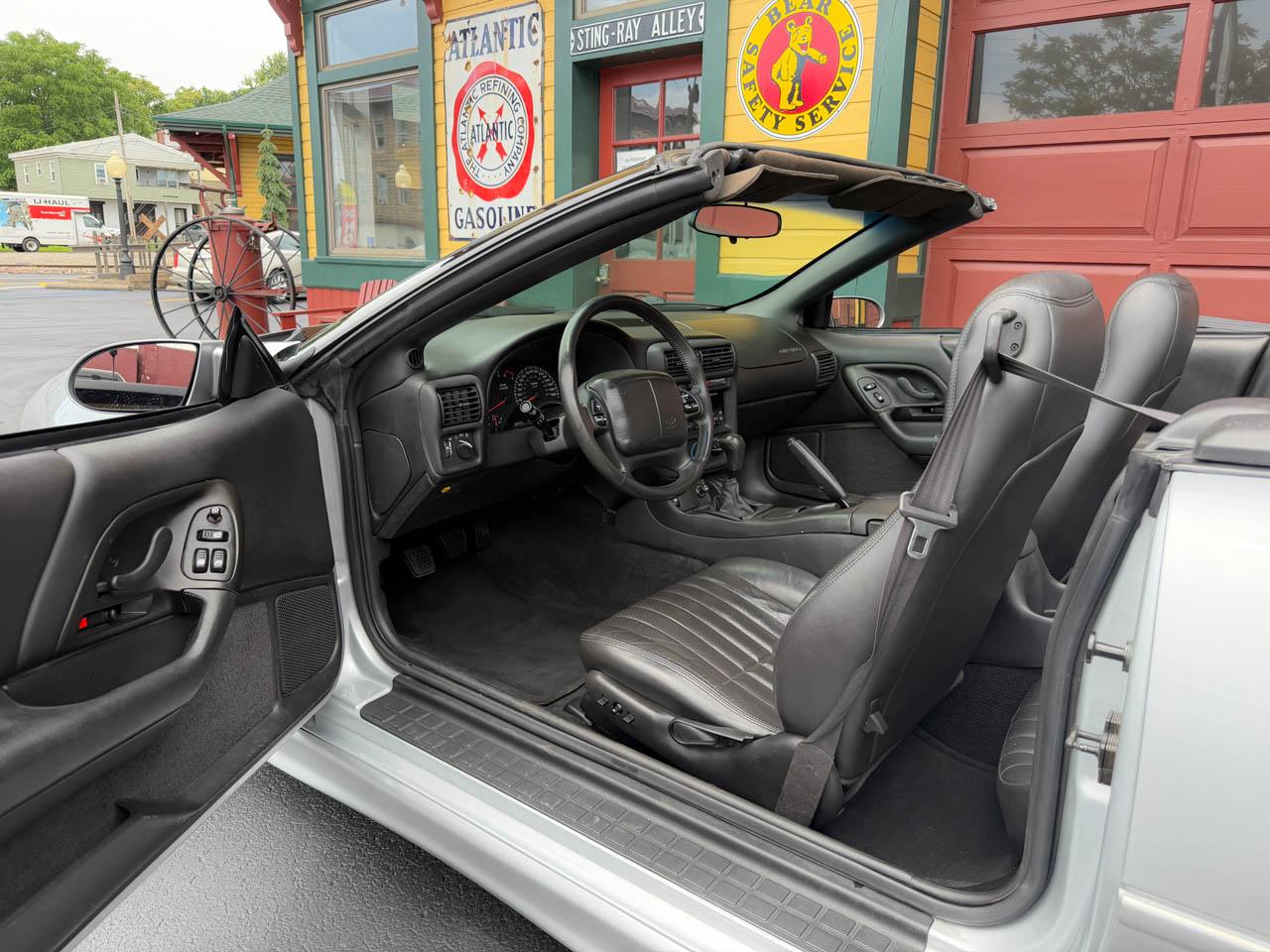 Chevrolet Camaro Z28 CONVERTIBLE 2002