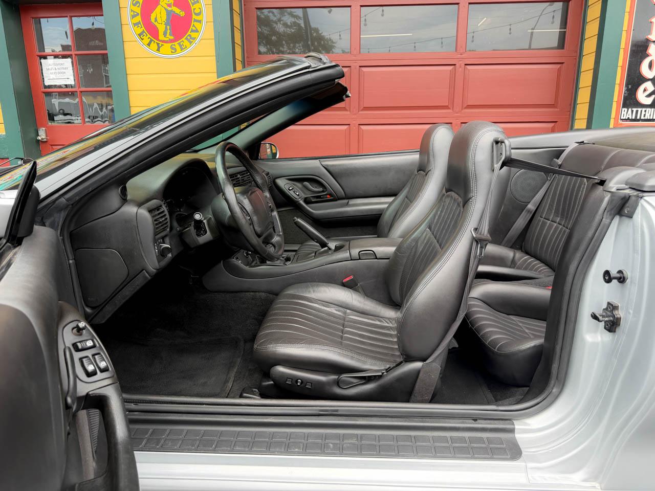 Chevrolet Camaro Z28 CONVERTIBLE 2002