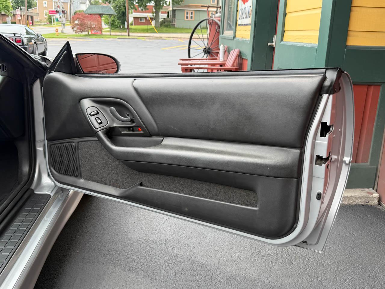 Chevrolet Camaro Z28 CONVERTIBLE 2002