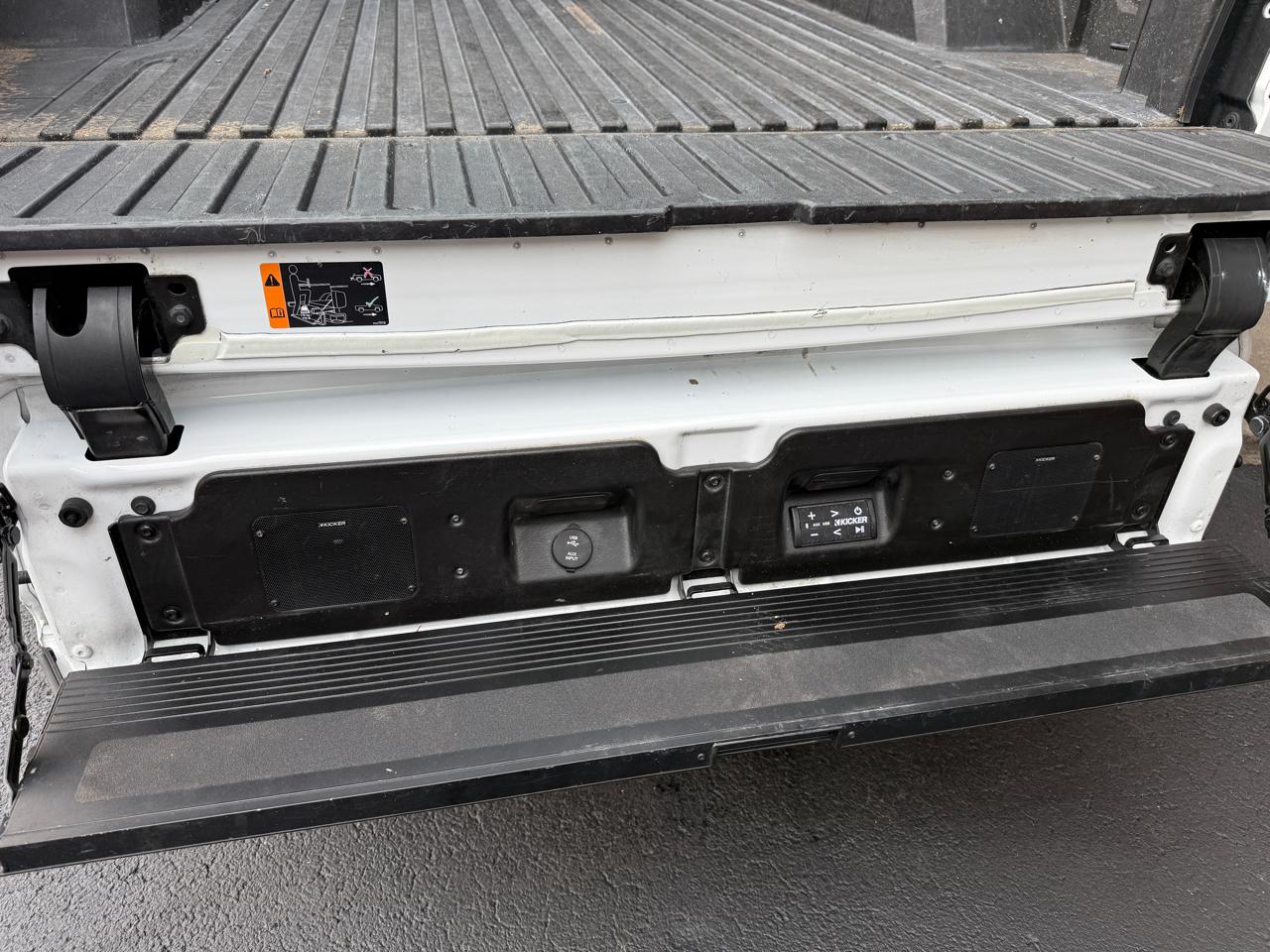 GMC Sierra 1500 AT4 Crew Cab 4WD 2023