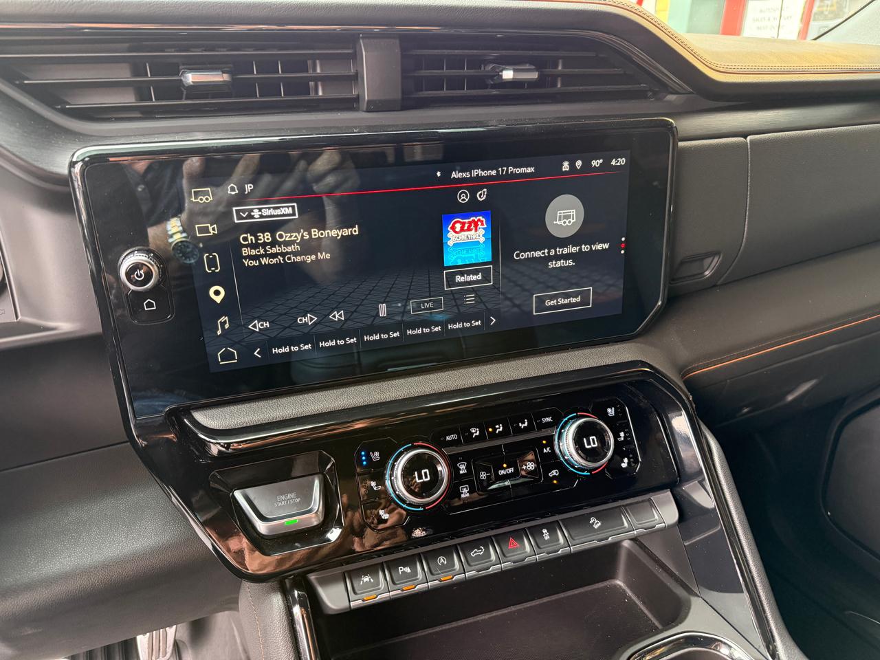 GMC Sierra 1500 AT4 Crew Cab 4WD 2023