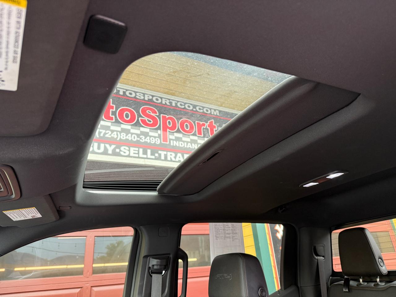 GMC Sierra 1500 AT4 Crew Cab 4WD 2023