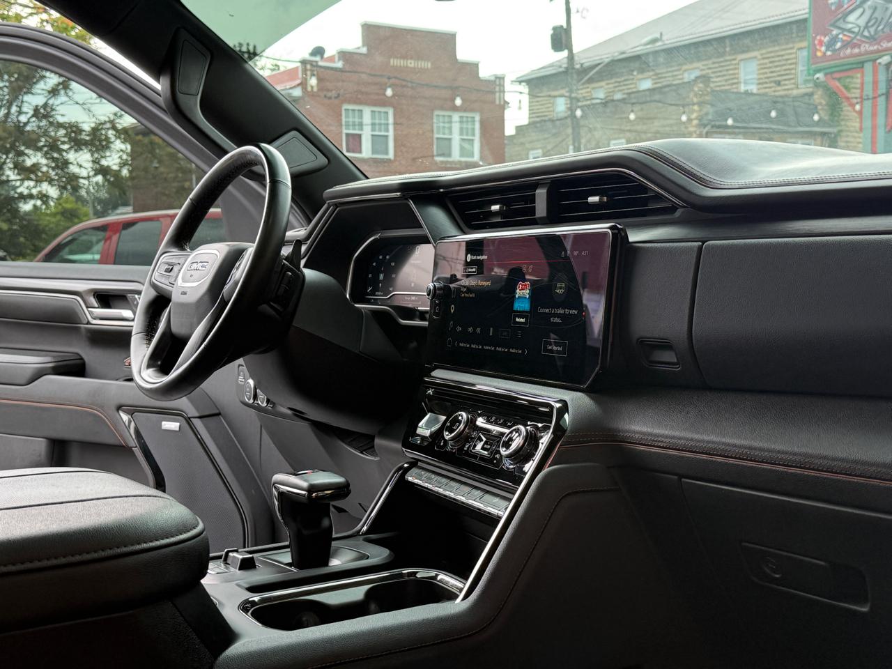 GMC Sierra 1500 AT4 Crew Cab 4WD 2023