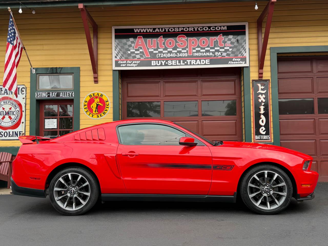 Ford Mustang  2011