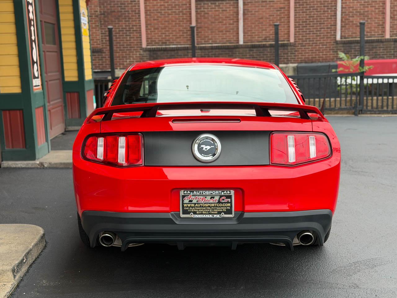 Ford Mustang  2011