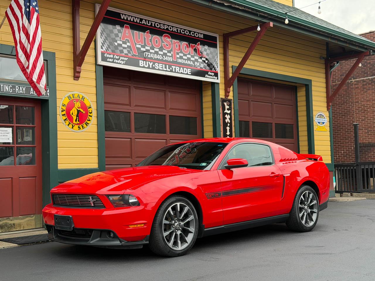 Ford Mustang  2011