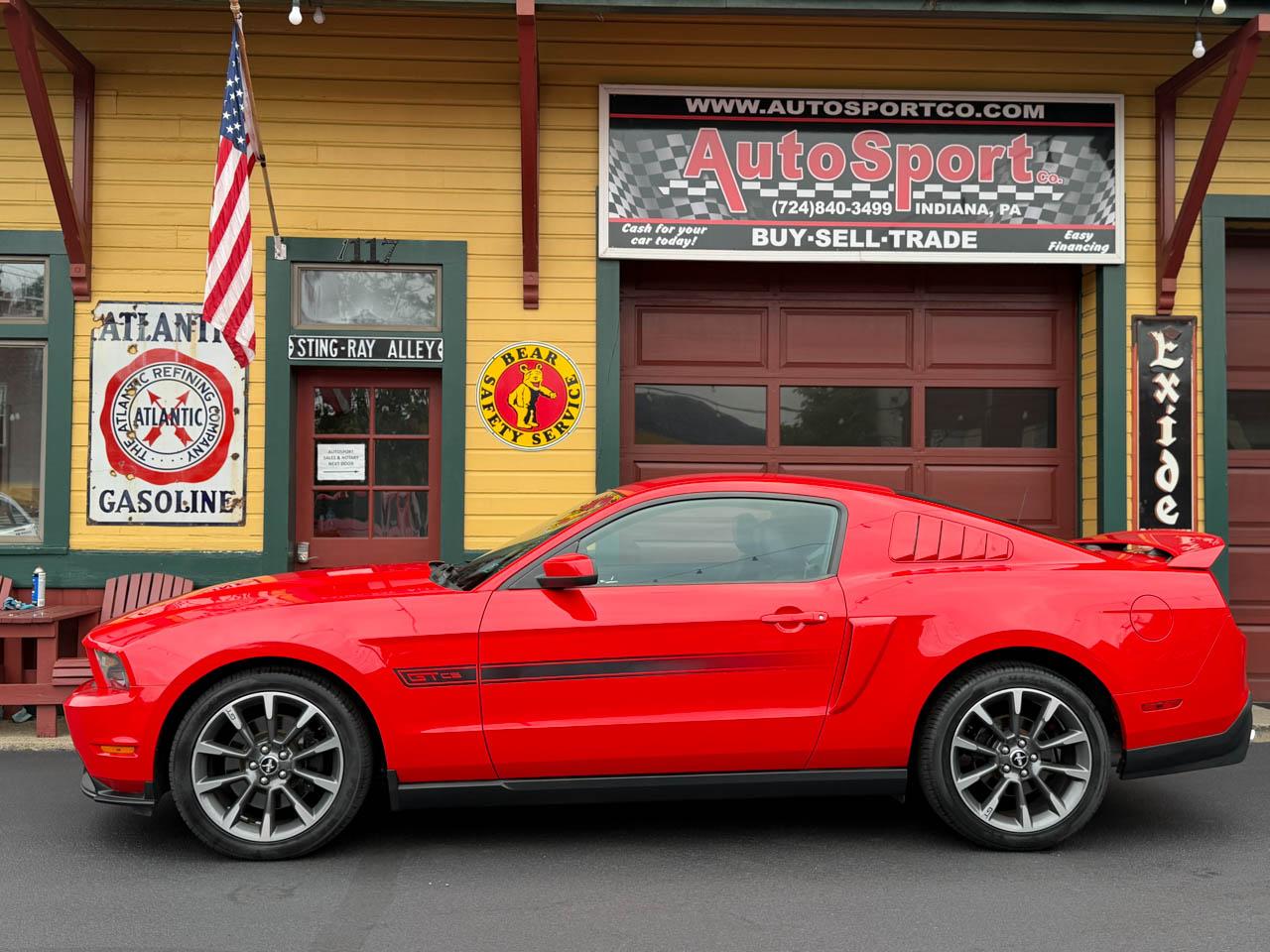 Ford Mustang  2011