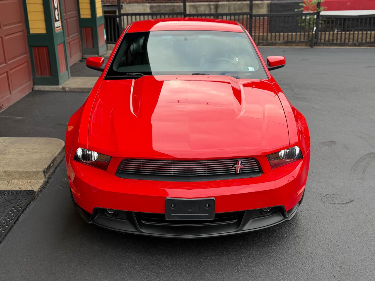 Ford Mustang  2011