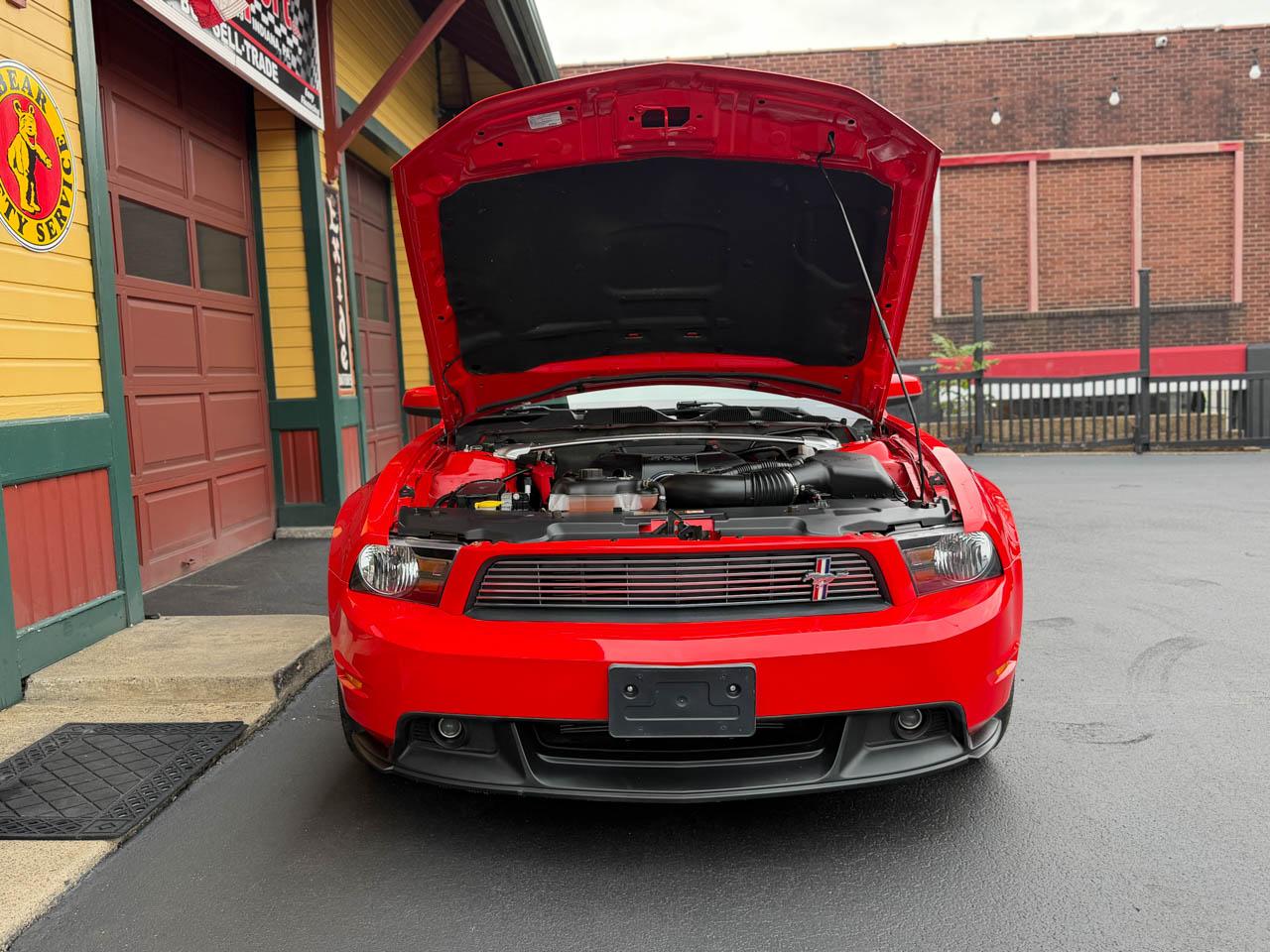 Ford Mustang  2011
