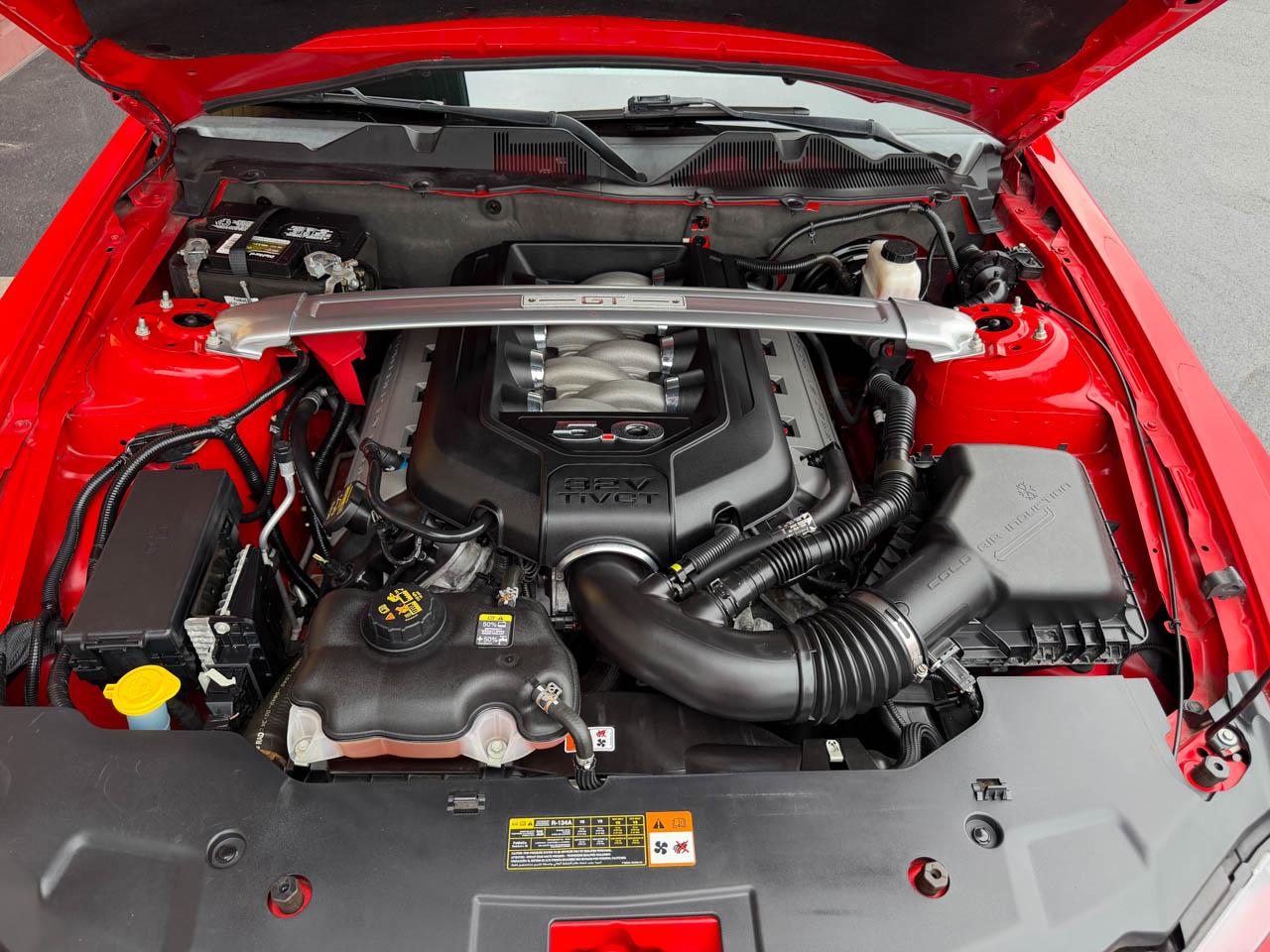 Ford Mustang  2011