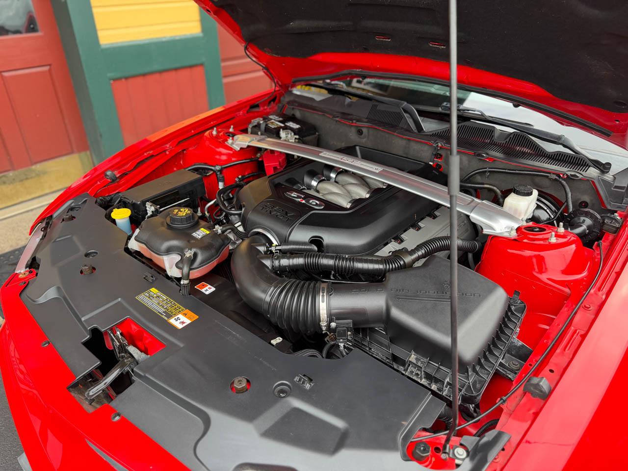 Ford Mustang  2011