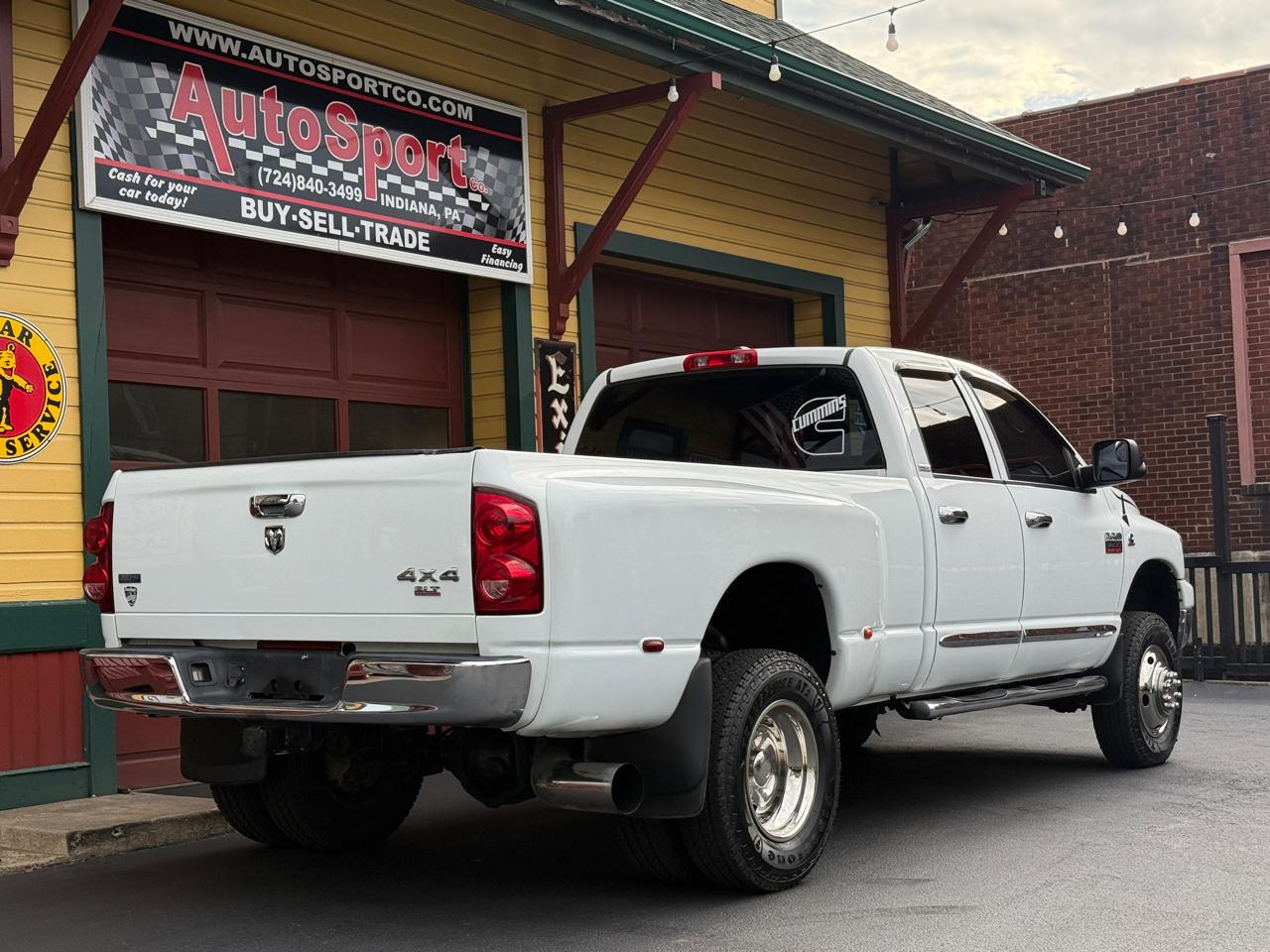 Dodge Ram 3500 4dr Quad Cab 160.5" WB DRW SLT 2009