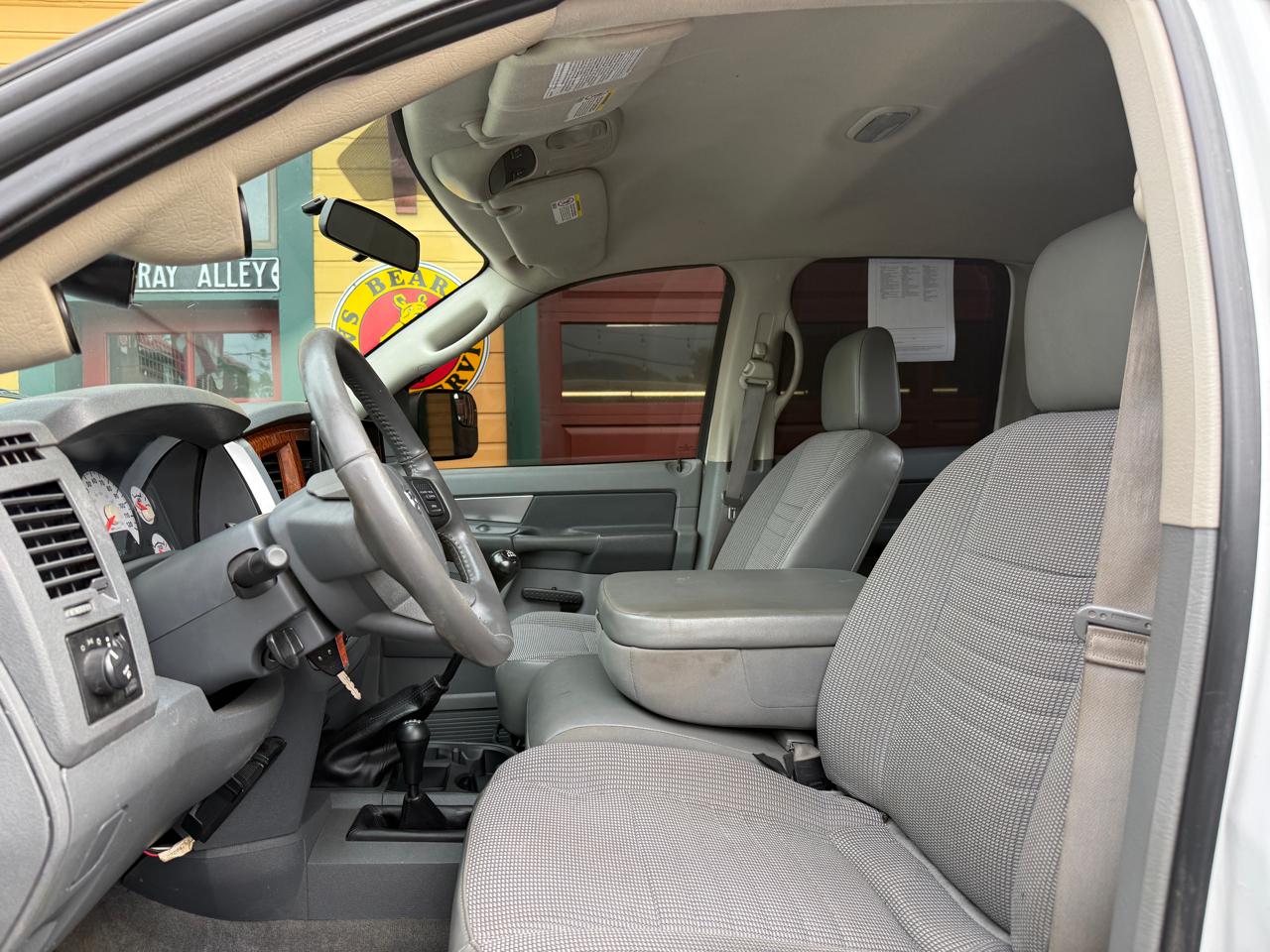 Dodge Ram 3500 4dr Quad Cab 160.5" WB DRW SLT 2009