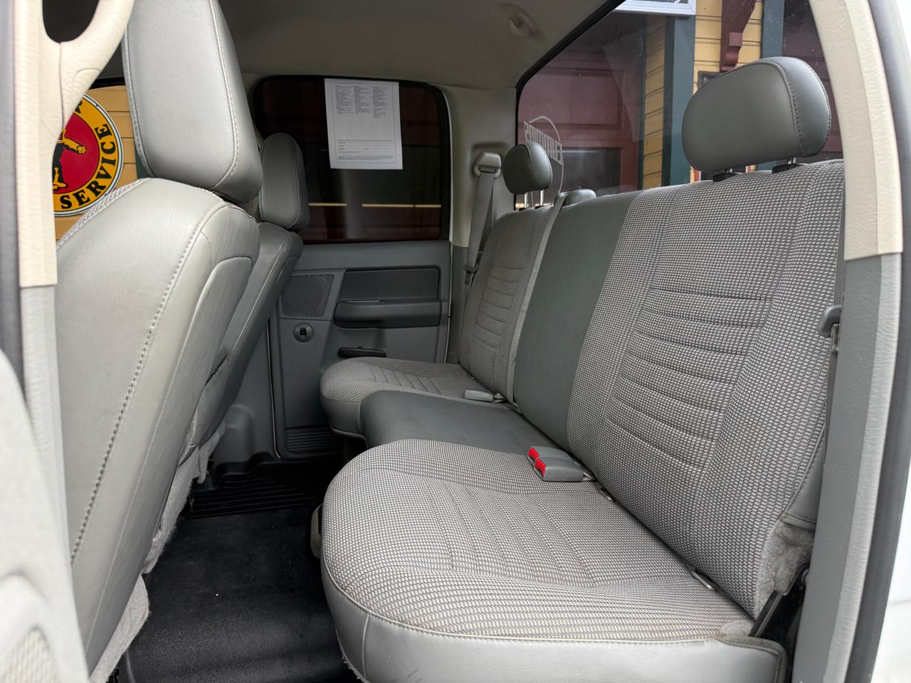 Dodge Ram 3500 4dr Quad Cab 160.5" WB DRW SLT 2009