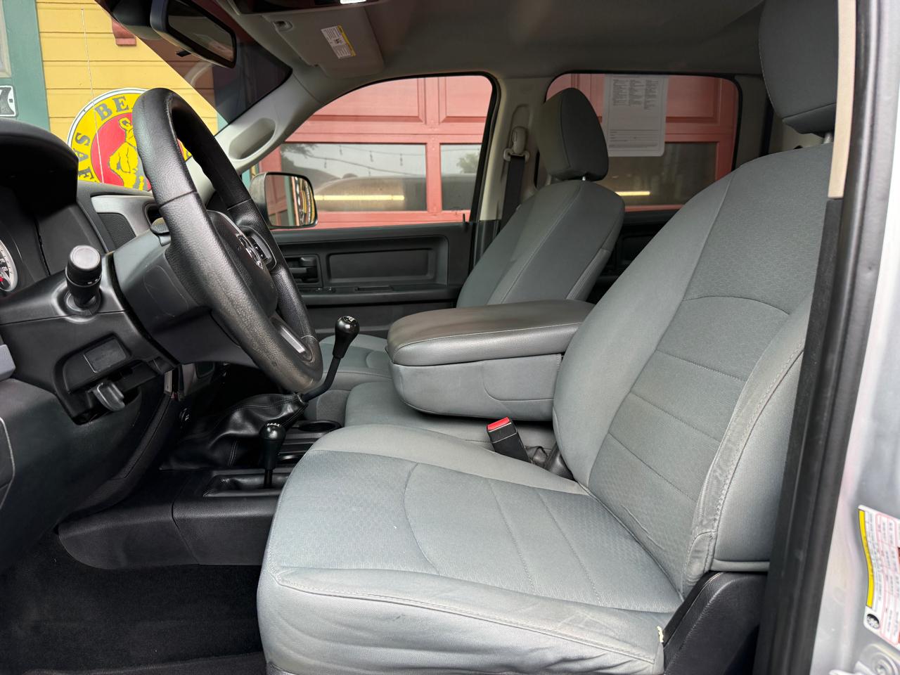RAM 3500 ST Crew Cab SWB 4WD 2014