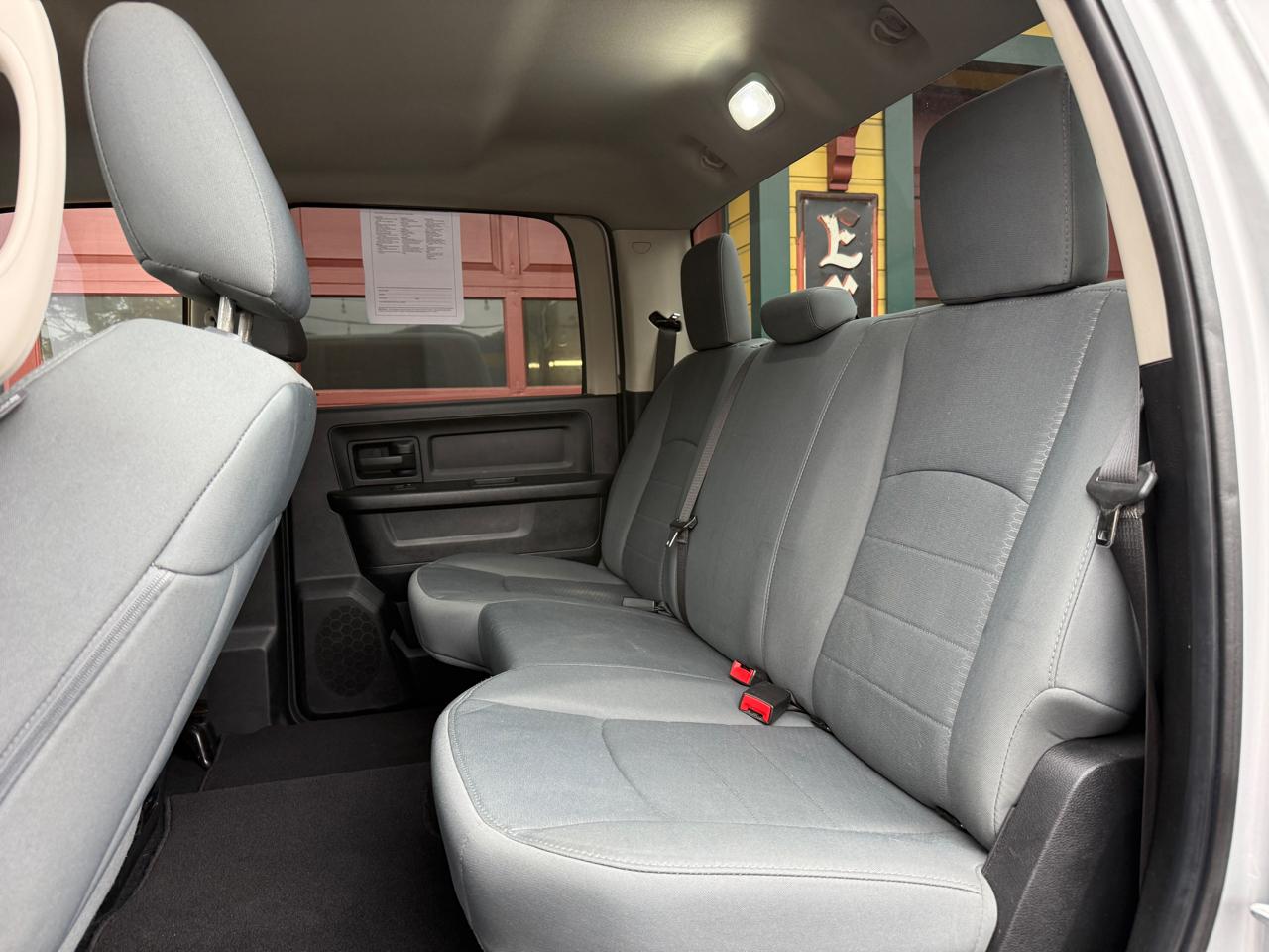 RAM 3500 ST Crew Cab SWB 4WD 2014