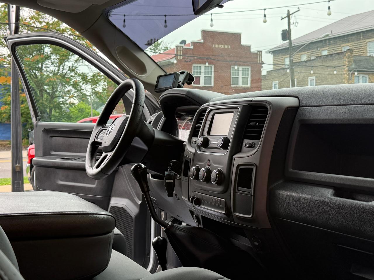RAM 3500 ST Crew Cab SWB 4WD 2014