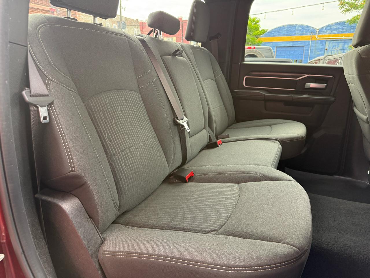 RAM 2500 Big Horn 4WD 2024
