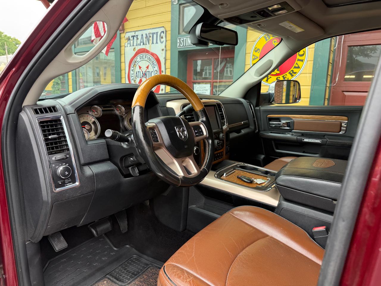 RAM 2500 Longhorn Crew Cab LWB 4WD 2016