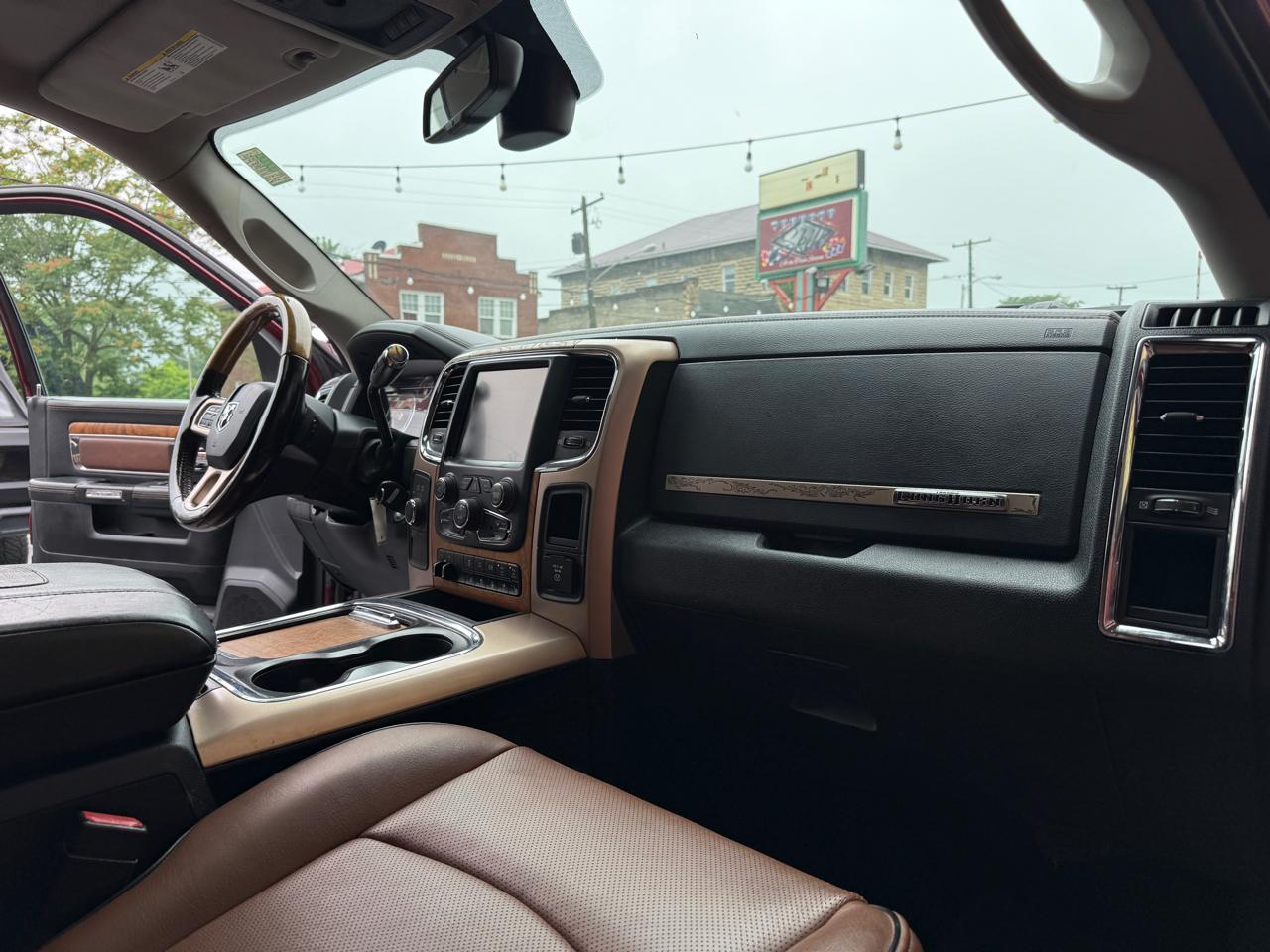 RAM 2500 Longhorn Crew Cab LWB 4WD 2016