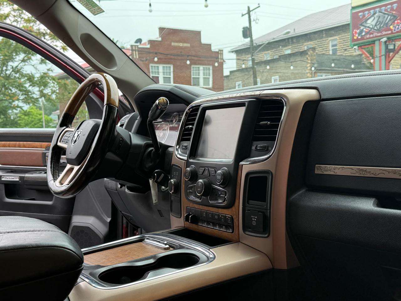 RAM 2500 Longhorn Crew Cab LWB 4WD 2016