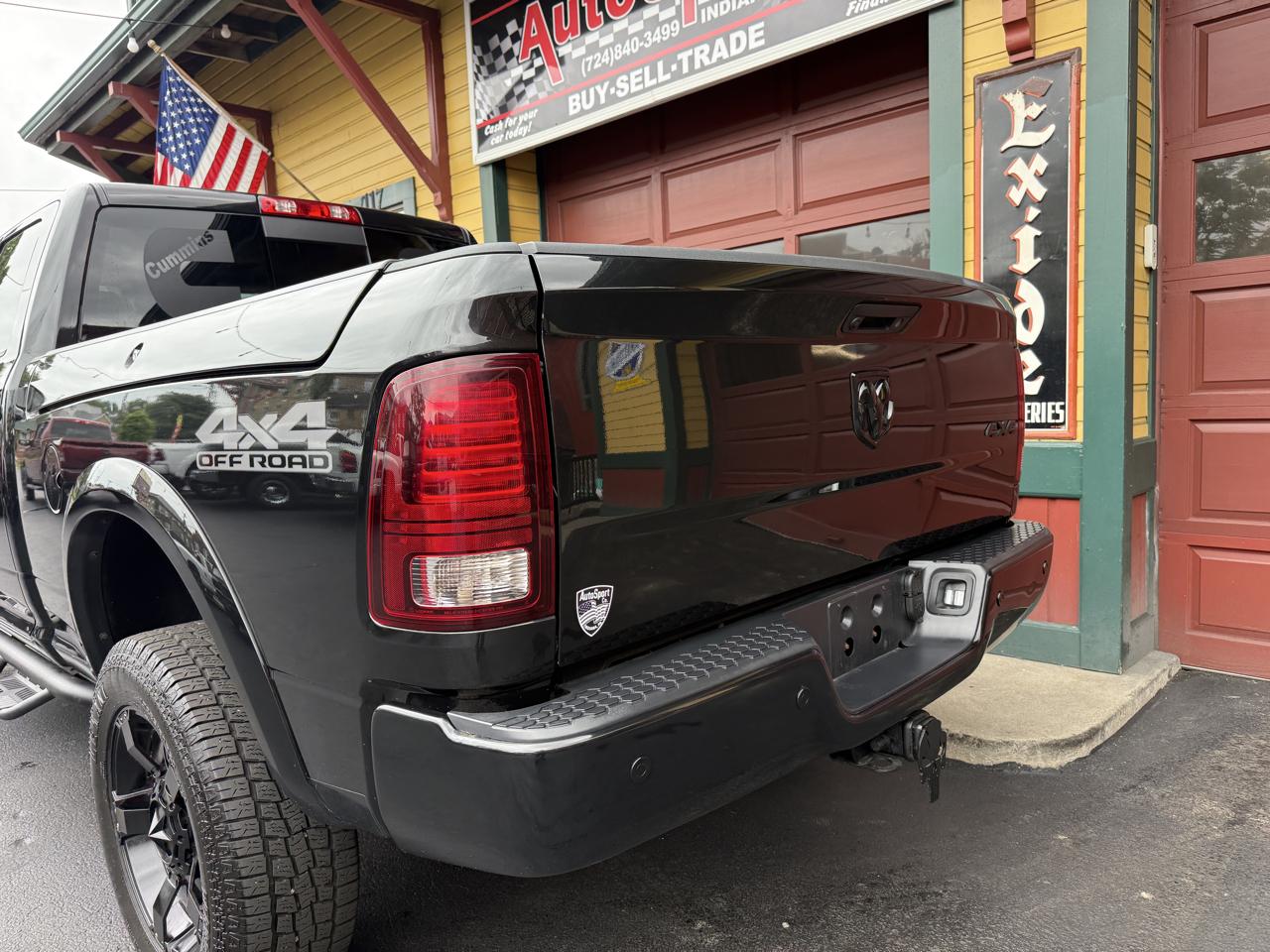 RAM 2500 Laramie Crew Cab SWB 4WD 2017