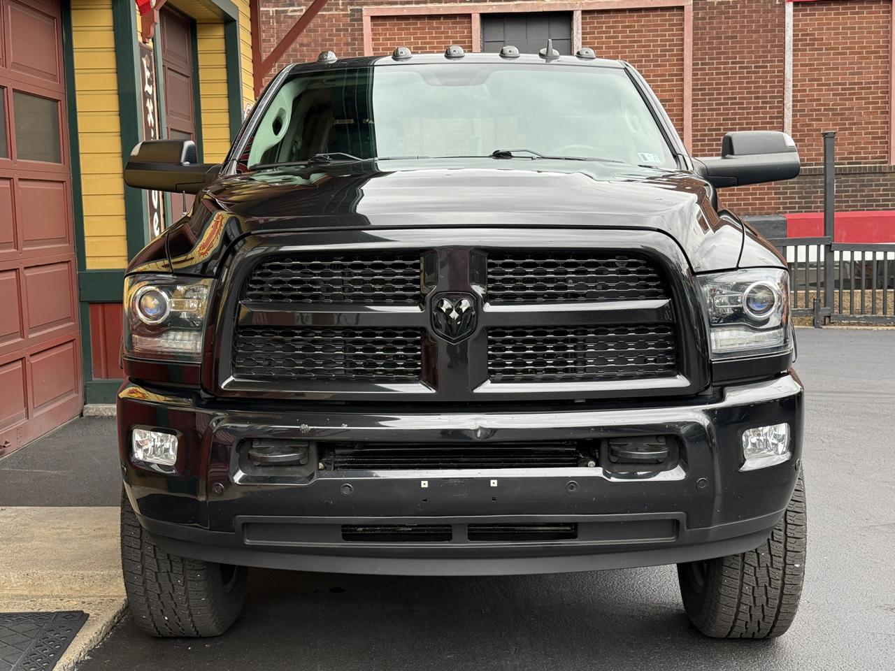 RAM 2500 Laramie Crew Cab SWB 4WD 2017