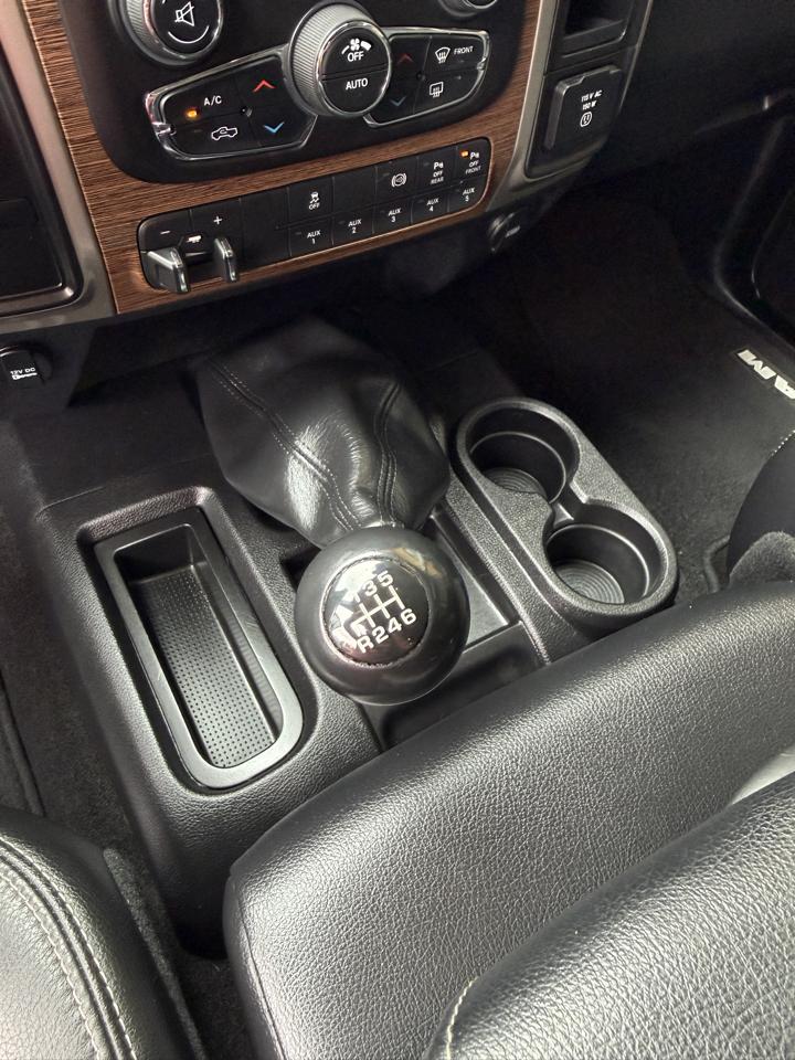 RAM 2500 Laramie Crew Cab SWB 4WD 2017