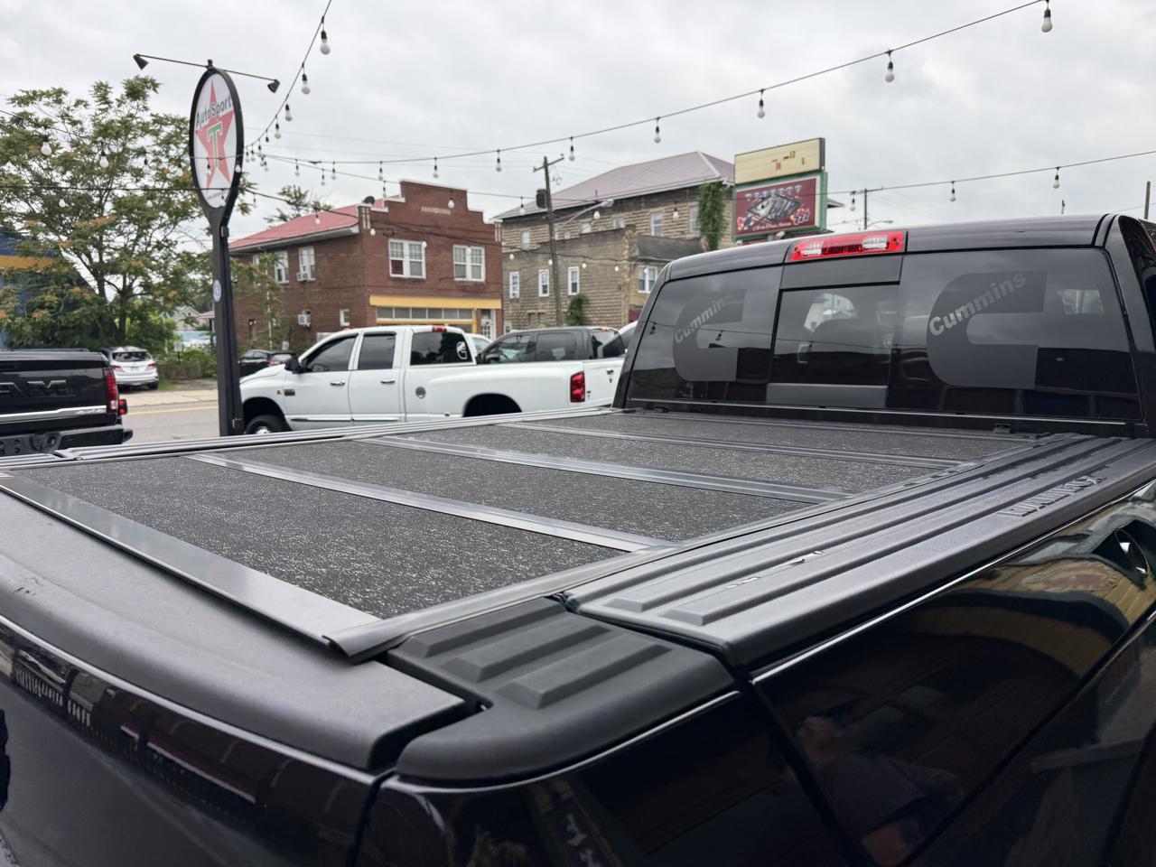RAM 2500 Laramie Crew Cab SWB 4WD 2017