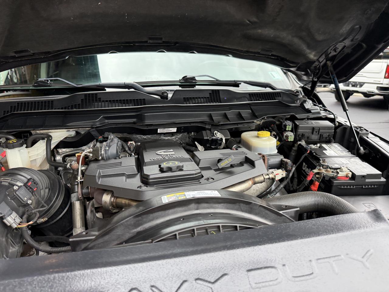 RAM 2500 Laramie Crew Cab SWB 4WD 2017