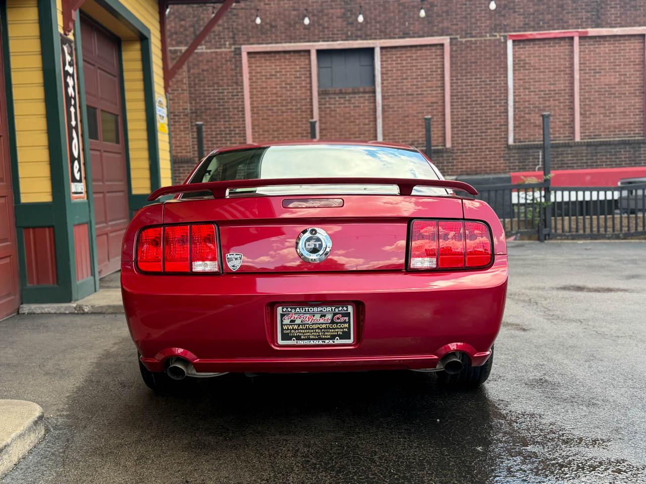Ford Mustang GT Premium Coupe 2006