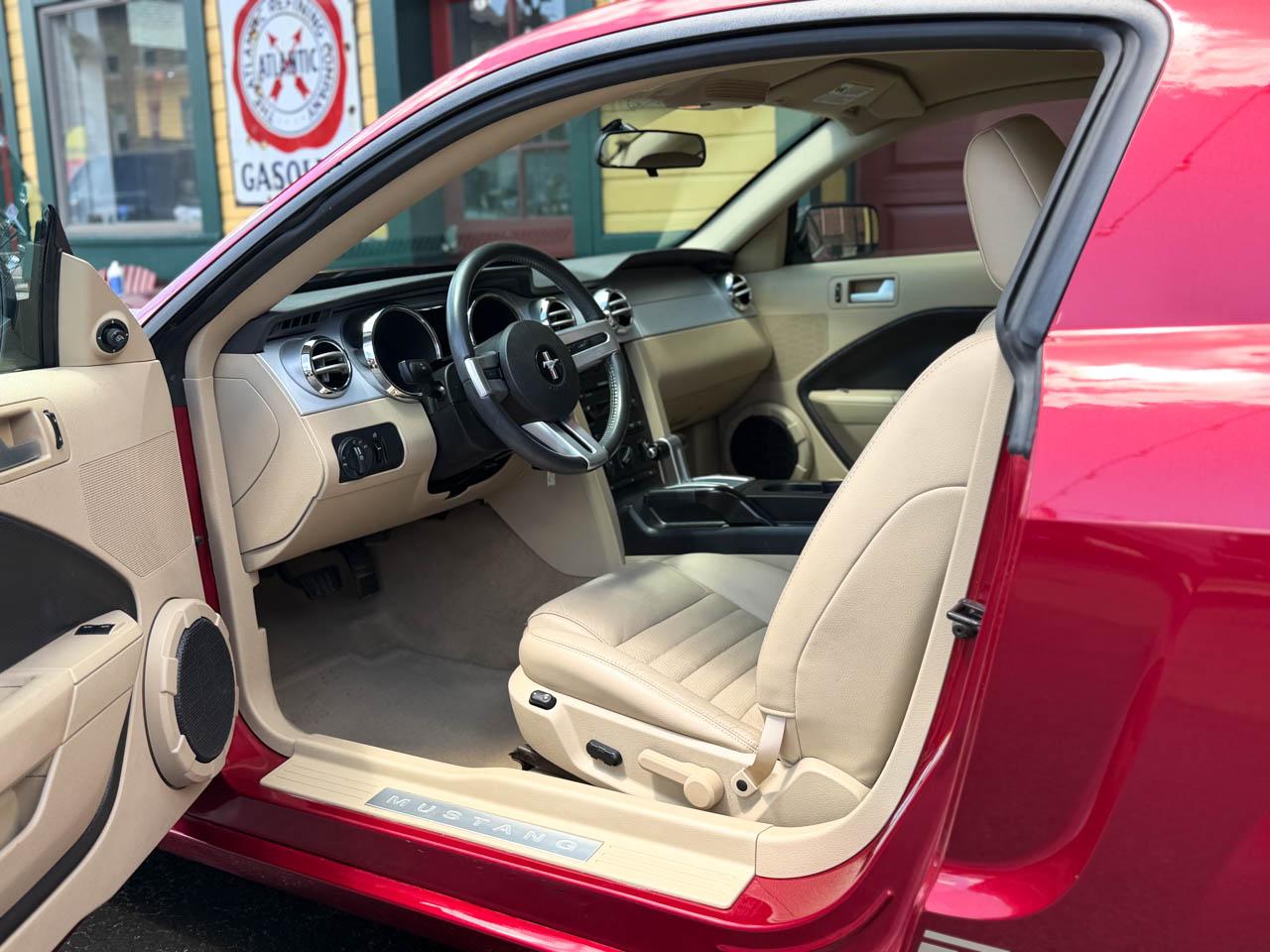 Ford Mustang GT Premium Coupe 2006