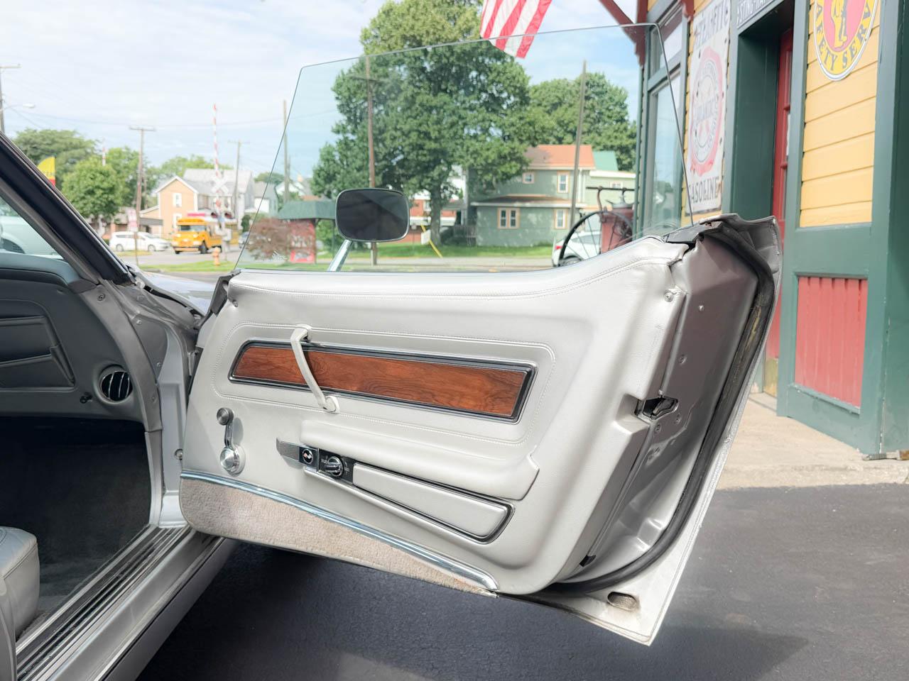 Chevrolet Corvette  1974